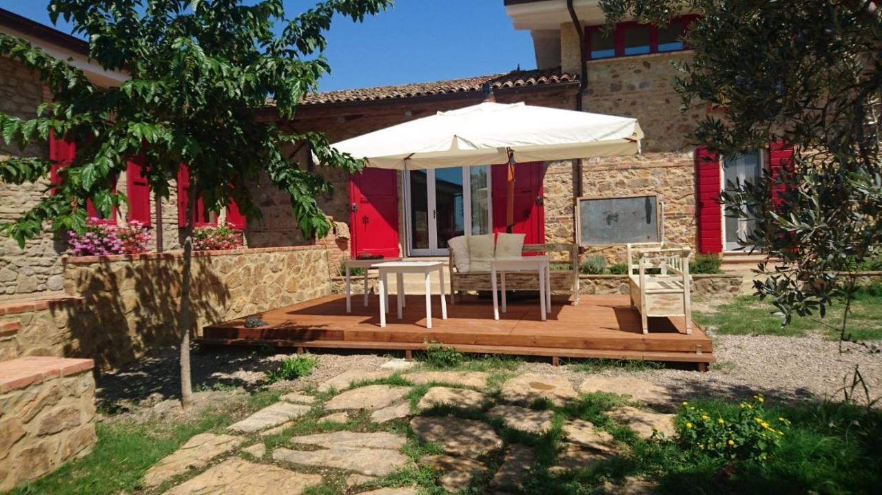 Il Barbagianni Bed and Breakfast Montepescali Eksteriør billede